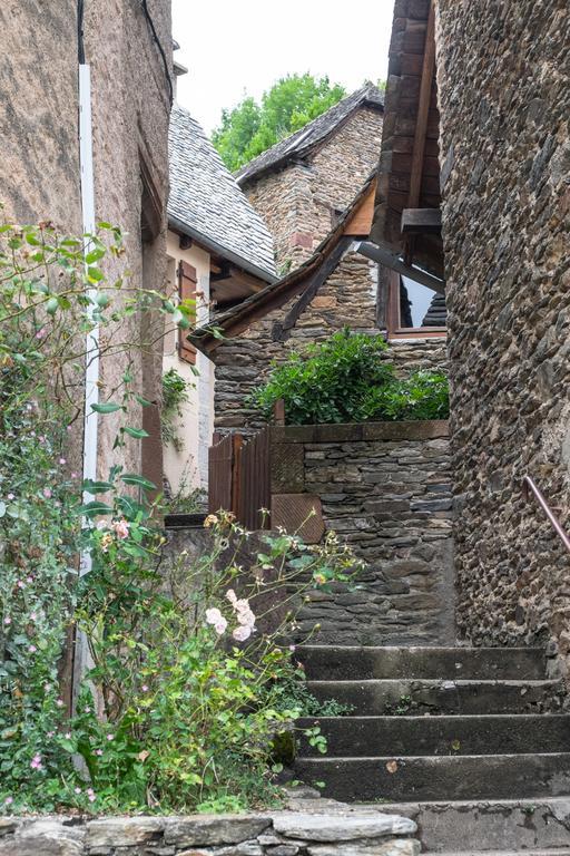 Le Compostelle De Conques Apartment Bagian luar foto